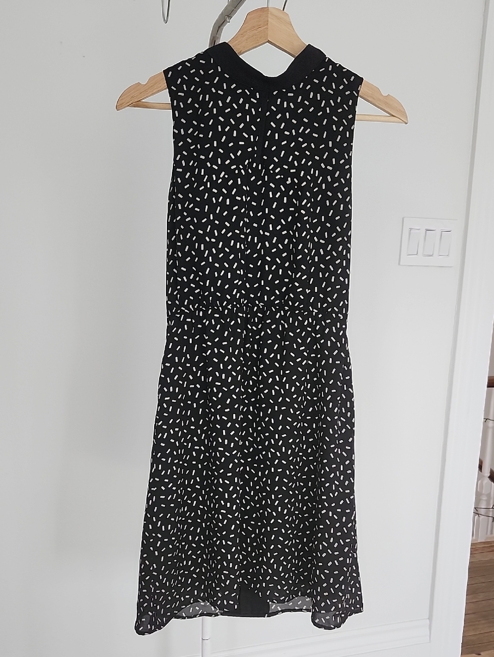 Annie 50 Black & White Printed Sleeveless Dress